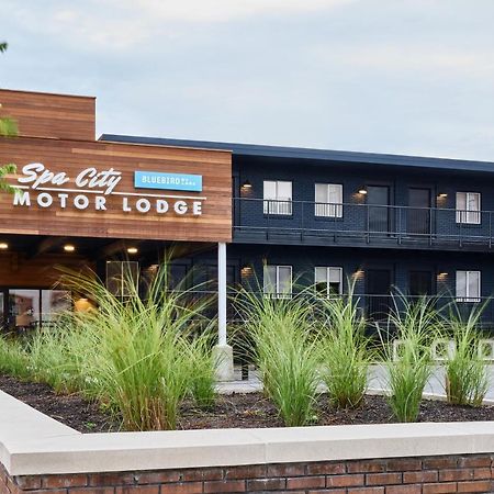 Bluebird Spa City Motor Lodge Saratoga Springs Esterno foto