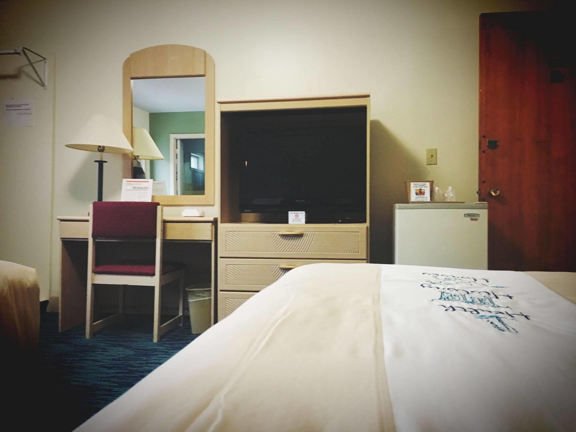 Bluebird Spa City Motor Lodge Saratoga Springs Esterno foto