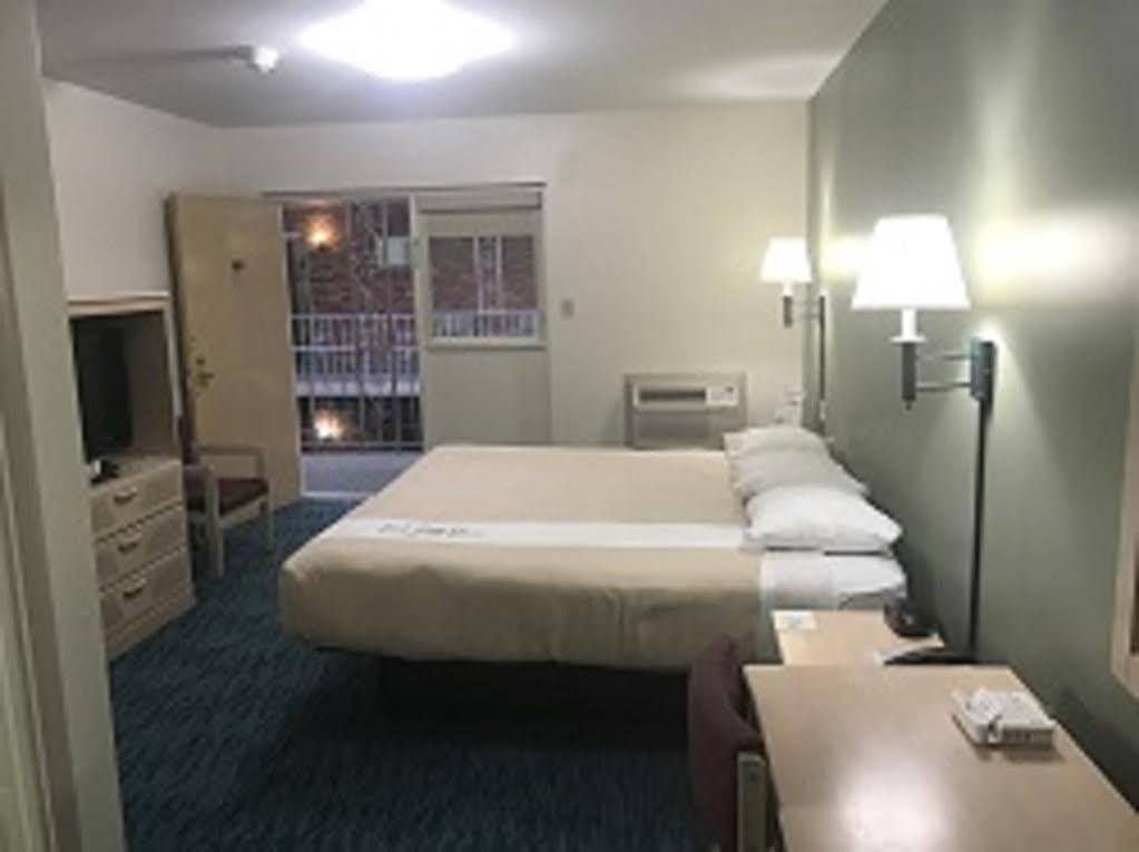 Bluebird Spa City Motor Lodge Saratoga Springs Esterno foto